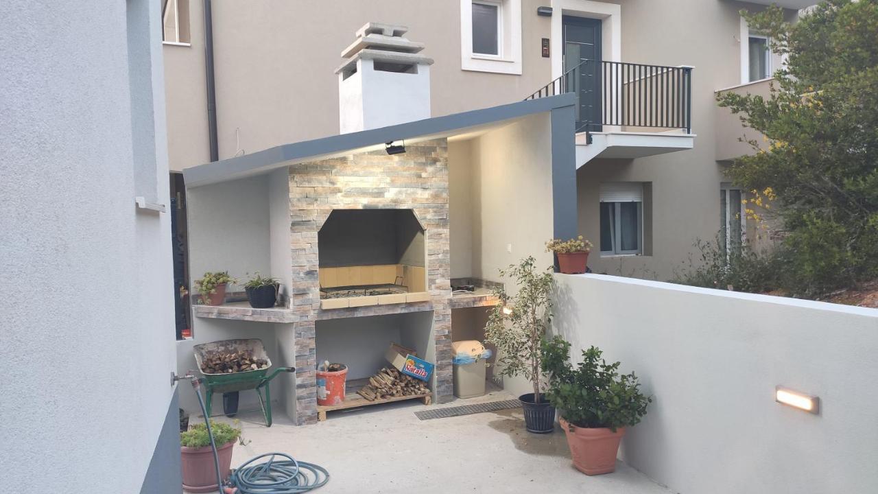 Luxury Apartment Pape Baska Voda Exterior photo